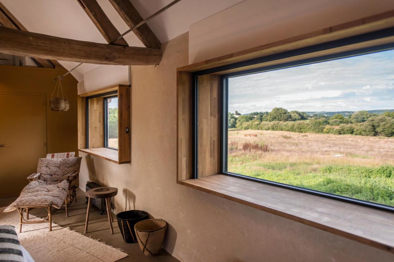Hotel La Planque à Bellou-le-Trichard Extérieur photo